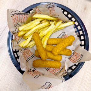 Palitos de mozzarella en Estepona