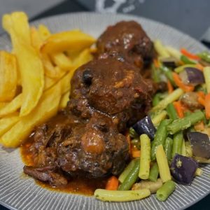 Rabo de toro de retinto en Estepona