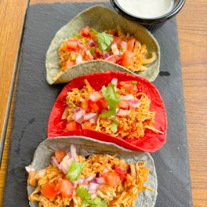 Tacos de tortilla de maíz en Estepona