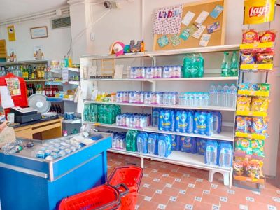 Agua en Botella, Patatas Fritas