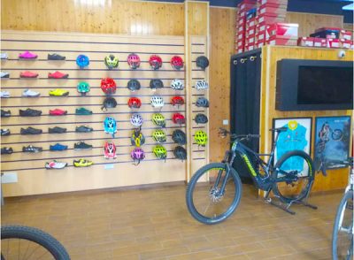 Ropa y Calzado para Ciclistas en Estepona